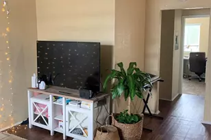 2401 Manor Rd, Austin, TX 78722 - Photo 2