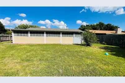 13212 Bourbon Street, Austin, TX 78727 - Photo 20