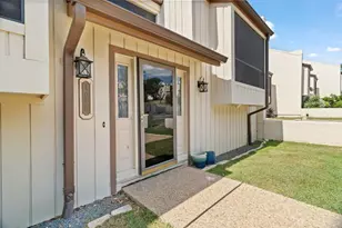 401 Hi There, Horseshoe Bay, TX 78657 - Photo 2