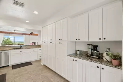 401 Hi There #D, Horseshoe Bay, TX 78657 - Photo 8