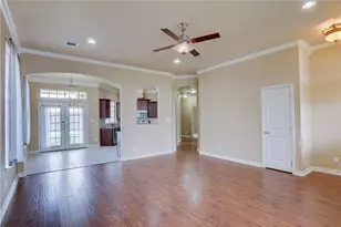 221 Geode Ln, Jarrell, TX 76537 - Photo 2