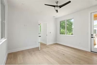 1215 Fort Branch Boulevard #2, Austin, TX 78721 - Photo 22