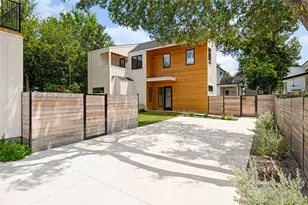 1215 Fort Branch Blvd, Austin, TX 78721 - Photo 2