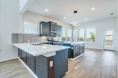 121 Camino Verde, San Marcos, TX 78666 - Photo 4