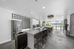 800 Embassy Dr, Austin, TX 78702 - Photo 16