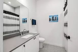 800 Embassy Dr, Austin, TX 78702 - Photo 10