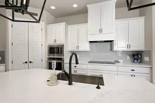 105 Stag Leap Ct, Liberty Hill, TX 78642 - Photo 16