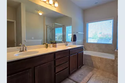 129 Diamondback Cove, Buda, TX 78610 - Photo 18