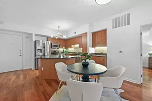 54 Rainey St, Austin, TX 78701 - Photo 2