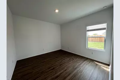 415 Halfmoon Drive, Lockhart, TX 78644 - Photo 6