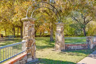 108 E 46th St, Austin, TX 78751 - Photo 20