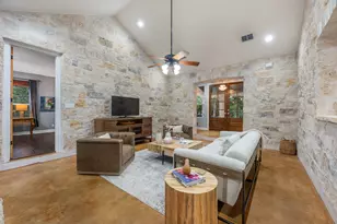 10921 Long Branch Dr, Austin, TX 78736 - Photo 10