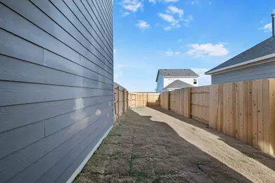 116 Barret Drive, Liberty Hill, TX 78642 - Photo 30