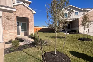 417 Lake Sweetwater Ln, Buda, TX 78610 - Photo 2