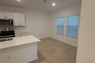 417 Lake Sweetwater Ln, Buda, TX 78610 - Photo 10