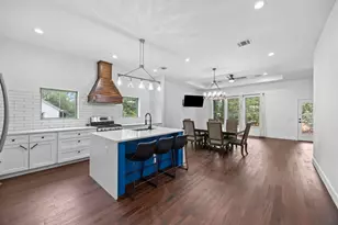 390 Riddle Rd, Cedar Creek, TX 78612 - Photo 6