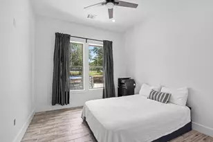 390 Riddle Rd, Cedar Creek, TX 78612 - Photo 20