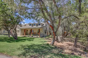 21214 Santa Rosa Ave, Lago Vista, TX 78645 - Photo 20