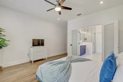 21214 Santa Rosa Avenue, Lago Vista, TX 78645 - Photo 10