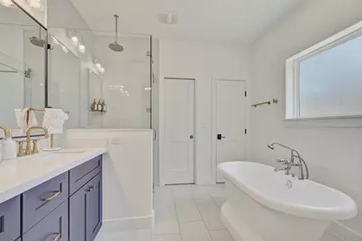 21214 Santa Rosa Avenue, Lago Vista, TX 78645 - Photo 12