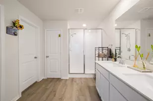 109 Egret Dr, Bastrop, TX 78602 - Photo 16