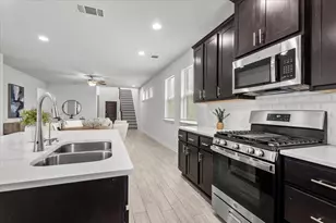 7603 Elk Grove Path, Manor, TX 78653 - Photo 16
