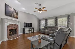 104 Spring Branch Branch, Bastrop, TX 78602 - Photo 8
