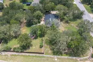 104 Spring Branch Branch, Bastrop, TX 78602 - Photo 36