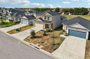 108 Katie Elder Dr, Jarrell, TX 76537 - Photo 32