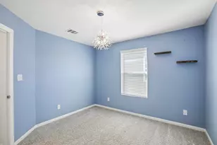 108 Katie Elder Dr, Jarrell, TX 76537 - Photo 24
