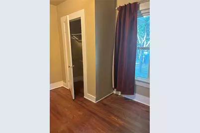 807 S Elm Street, Georgetown, TX 78626 - Photo 12