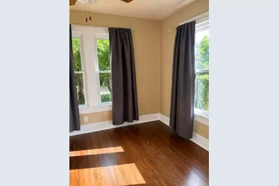 807 S Elm Street, Georgetown, TX 78626 - Photo 10