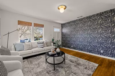 1180 1/2 Sol Wilson Avenue, Austin, TX 78702 - Photo 12