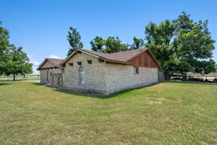 20 Co Rd 408, Taylor, TX 76574 - Photo 4