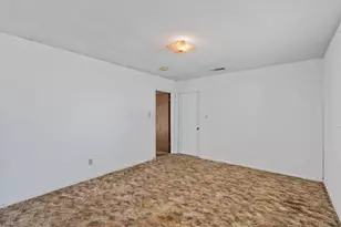 20 Co Rd 408, Taylor, TX 76574 - Photo 12