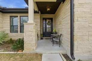 1905 S College St, Georgetown, TX 78626 - Photo 2