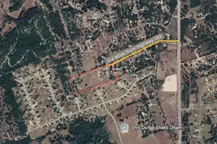 205 Montrose Dr, Liberty Hill, TX 78642 - Photo 4
