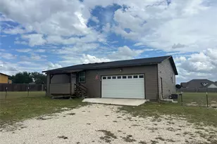 205 Montrose Dr, Liberty Hill, TX 78642 - Photo 6