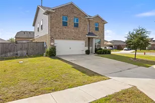 11701 Pecangate Way, Manor, TX 78653 - Photo 2