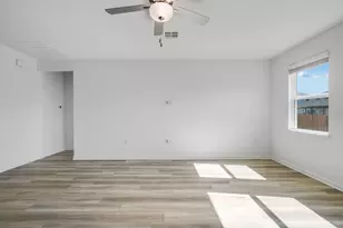 1305 Alana Fls Ave, Pflugerville, TX 78660 - Photo 4