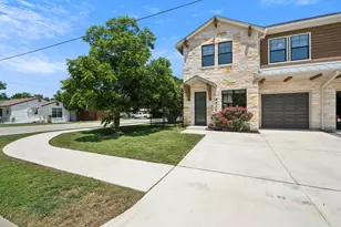 1701 S Pine St, Georgetown, TX 78626 - Photo 1