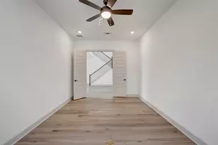 302 Silver Sage Ct, Dripping Springs, TX 78620 - Photo 10