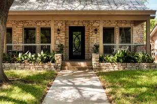 10810 Pinehurst Dr, Austin, TX 78747 - Photo 4
