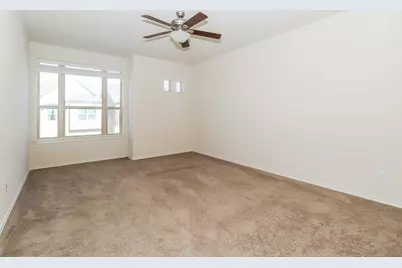 2105 Town Centre Drive #47, Round Rock, TX 78664 - Photo 6