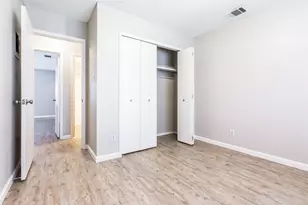 1209 Turtle Creek Blvd, Austin, TX 78745 - Photo 8