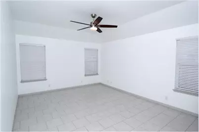 107 Tanglewood Lane, Hutto, TX 78634 - Photo 14