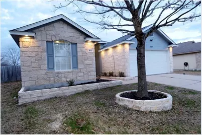 107 Tanglewood Lane, Hutto, TX 78634 - Photo 2