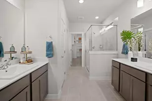8112 Turning Leaf Cir, Lago Vista, TX 78645 - Photo 10