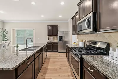 10124 Pinnacle Crest Loop, Austin, TX 78747 - Photo 10