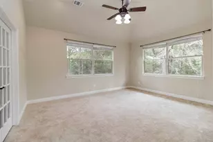 142 Kaanapali Ln, Bastrop, TX 78602 - Photo 16
